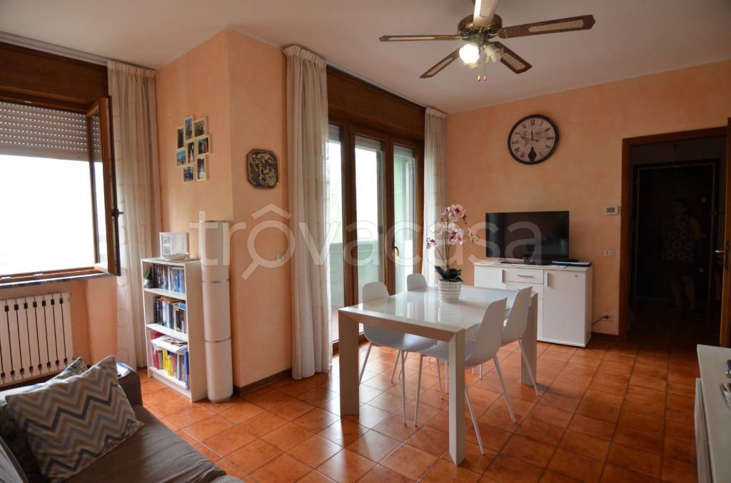 appartamento in vendita a Modena in zona San Faustino