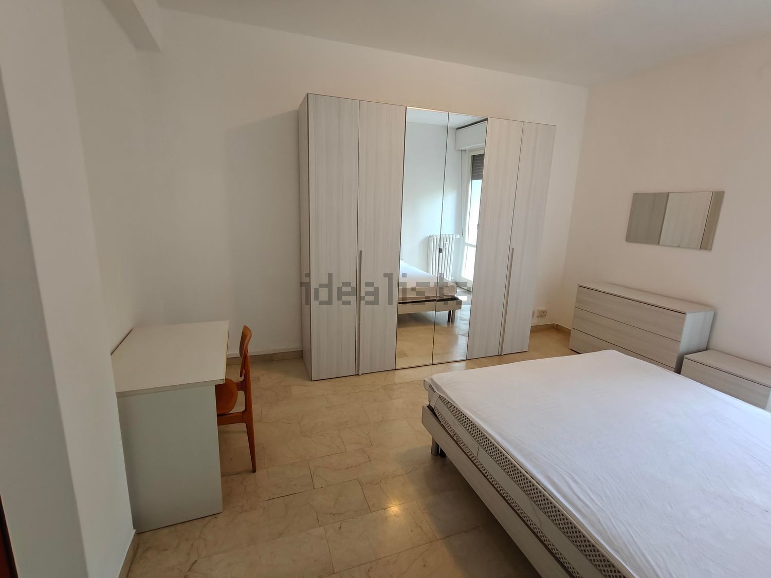 appartamento in vendita a Modena in zona Crocetta