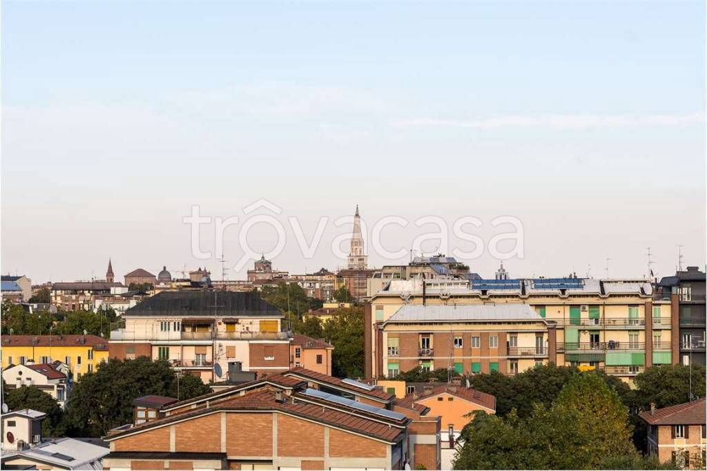 appartamento in vendita a Modena in zona San Faustino