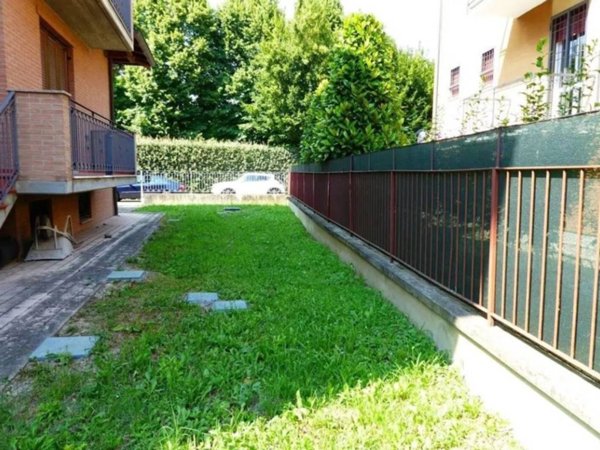 casa indipendente in vendita a Modena in zona Cognento