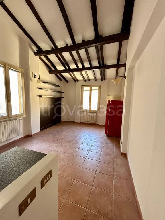 appartamento in vendita a Modena in zona Centro Storico