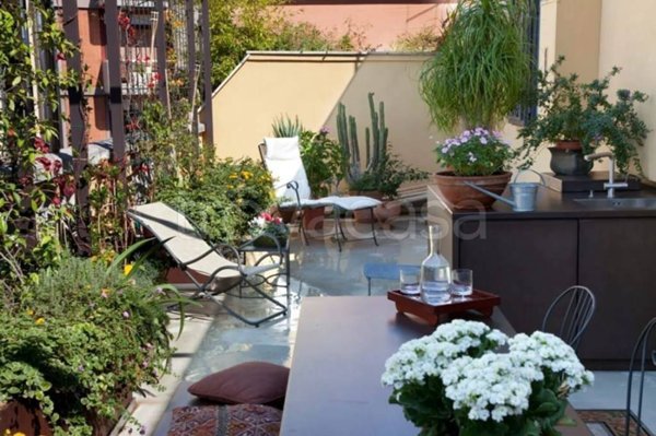 appartamento in vendita a Modena in zona Centro Storico