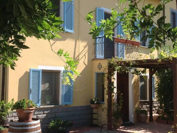 appartamento in vendita a Modena in zona Madonnina / Quattro Ville