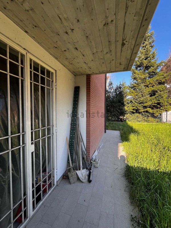 casa indipendente in vendita a Modena in zona San Faustino