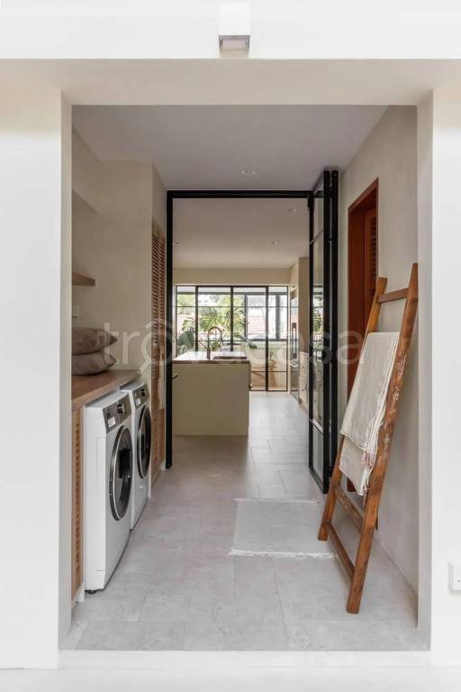 appartamento in vendita a Modena in zona Amendola