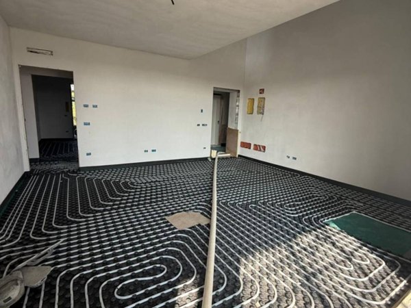 appartamento in vendita a Modena in zona Vaciglio