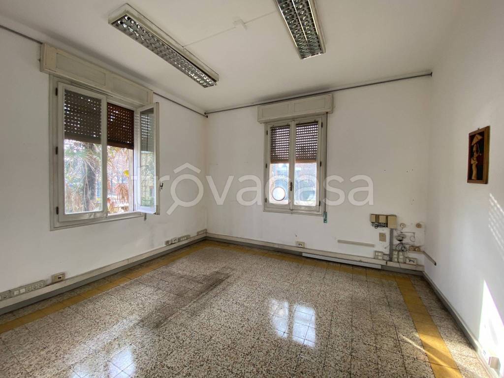 appartamento in vendita a Modena in zona Centro Storico