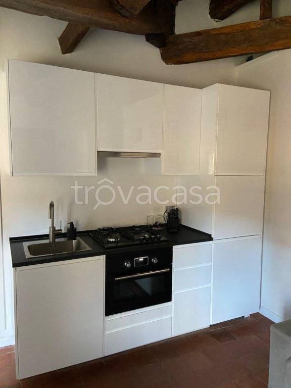 appartamento in vendita a Modena in zona Centro Storico