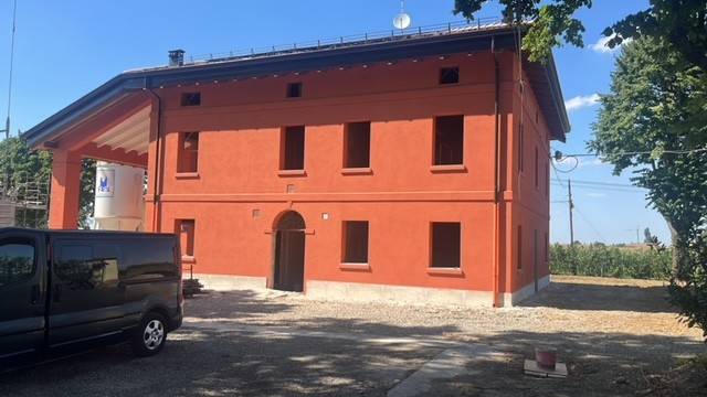 casa indipendente in vendita a Modena in zona Cognento