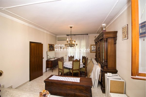 appartamento in vendita a Modena in zona Crocetta