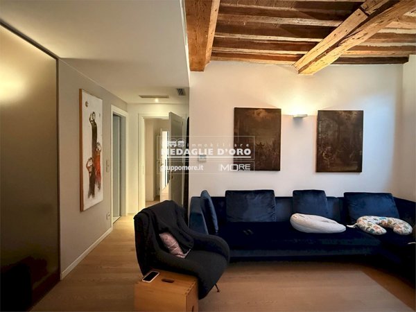 appartamento in vendita a Modena in zona Centro Storico