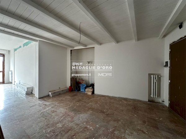 appartamento in vendita a Modena in zona Centro Storico