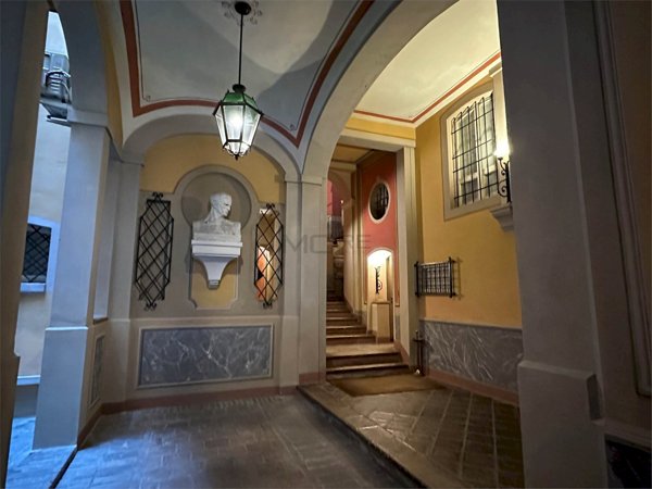 ufficio in vendita a Modena in zona Centro Storico