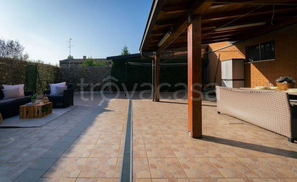 appartamento in vendita a Modena in zona Crocetta