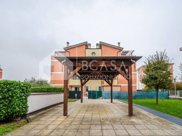 appartamento in vendita a Modena in zona Buon Pastore
