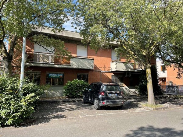 capannone in vendita a Modena in zona Madonnina / Quattro Ville