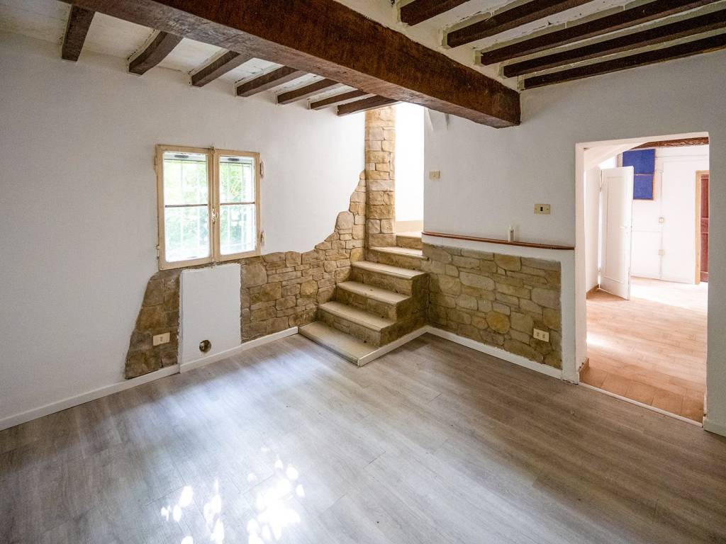 casa indipendente in vendita a Modena in zona Madonnina / Quattro Ville