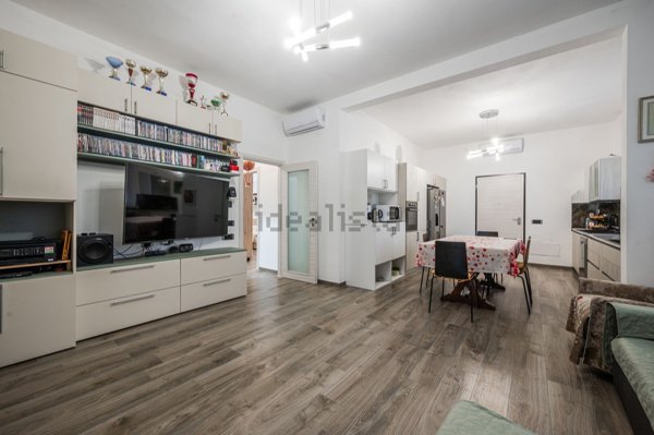 casa indipendente in vendita a Modena