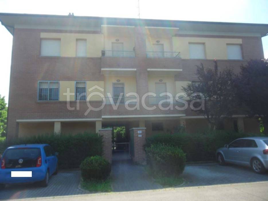 appartamento in vendita a Modena in zona Villanova
