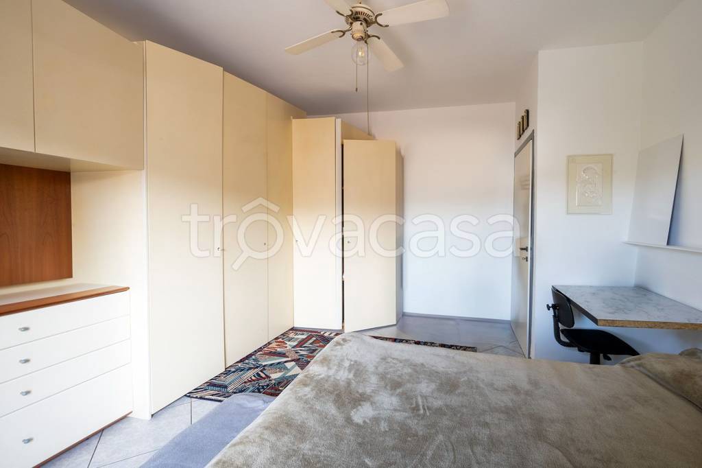 appartamento in vendita a Modena in zona Amendola