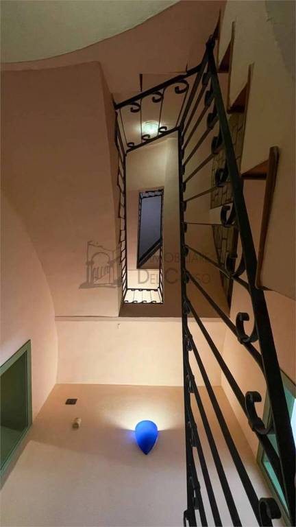 casa indipendente in vendita a Modena in zona Centro Storico