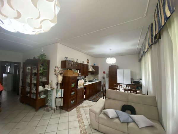 appartamento in vendita a Modena in zona Centro Storico