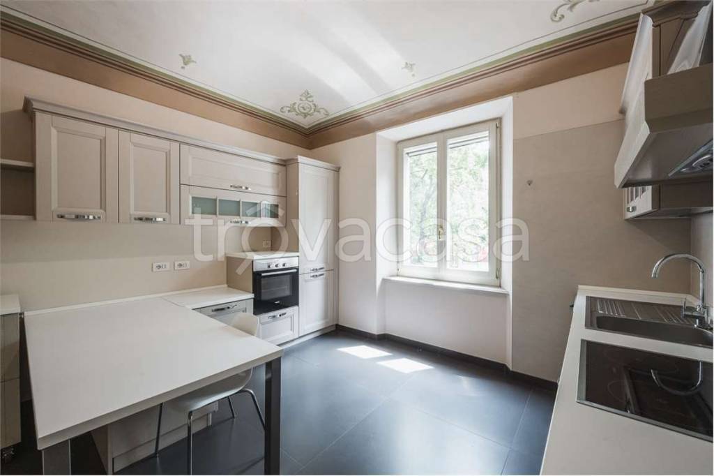 appartamento in vendita a Modena in zona Centro Storico