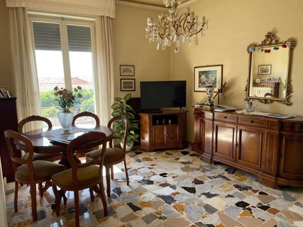 appartamento in vendita a Modena in zona Centro Storico