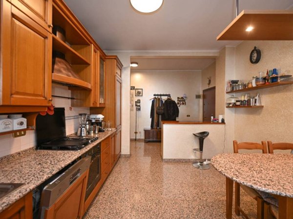 appartamento in vendita a Modena in zona Cittanova