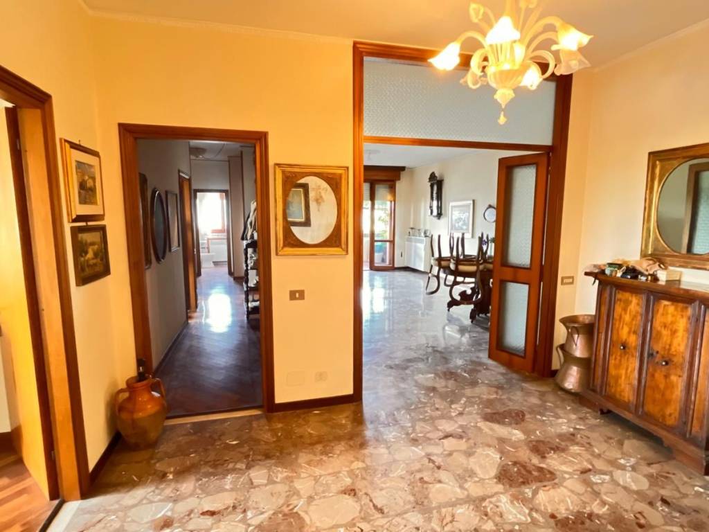 appartamento in vendita a Modena in zona Baggiovara