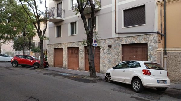 locale commerciale in vendita a Modena in zona Buon Pastore