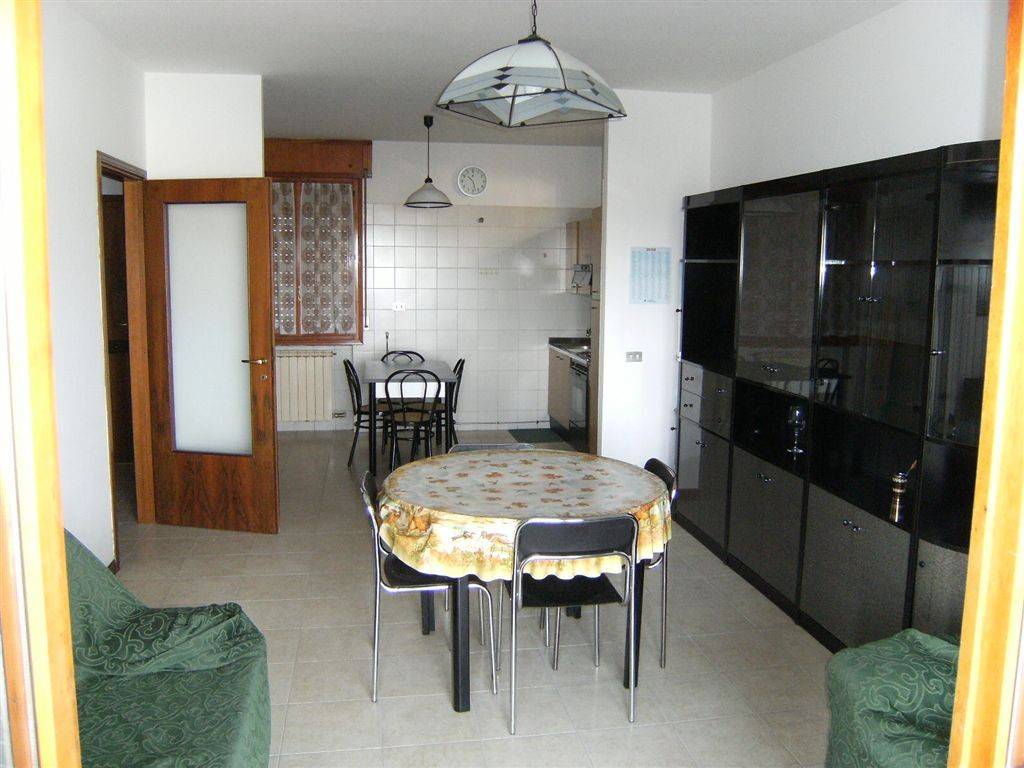 appartamento in vendita a Modena in zona Villanova