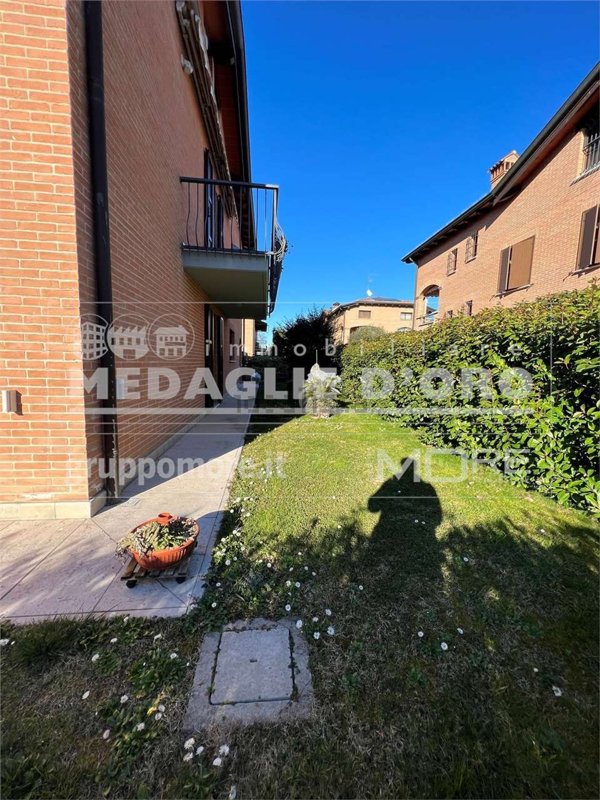 casa indipendente in vendita a Modena in zona Madonnina / Quattro Ville