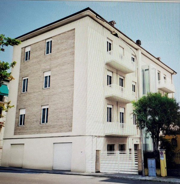 appartamento in vendita a Modena in zona Buon Pastore