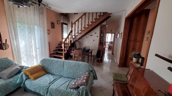 appartamento in vendita a Modena in zona Centro Storico