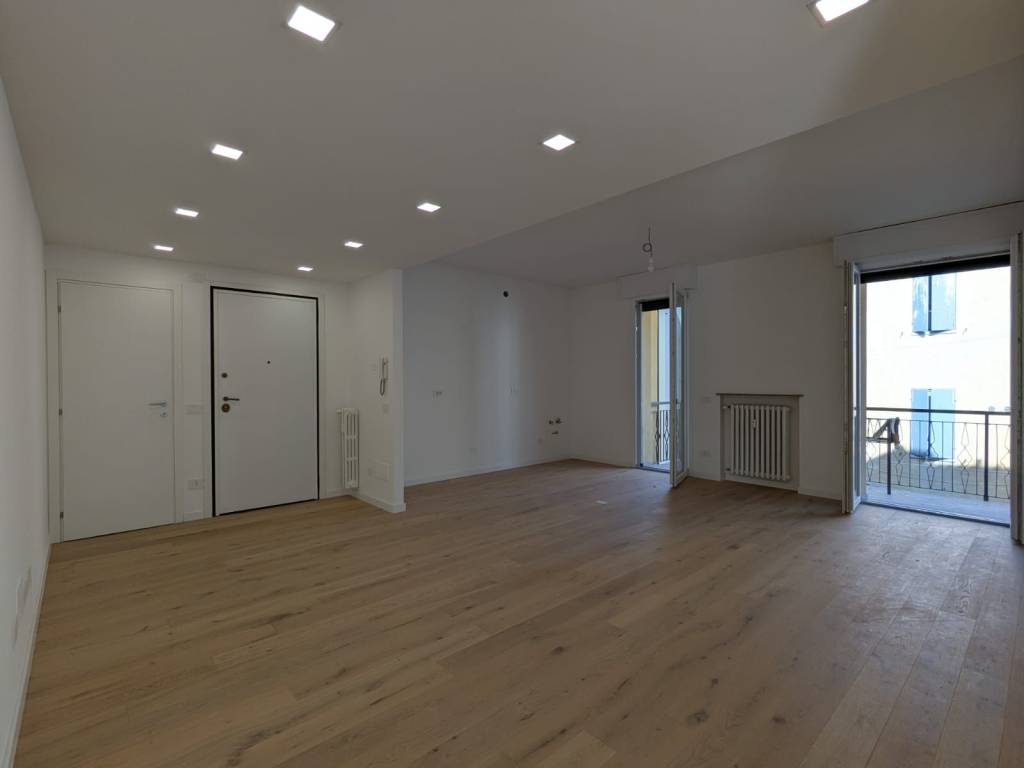 appartamento in vendita a Modena in zona Centro Storico