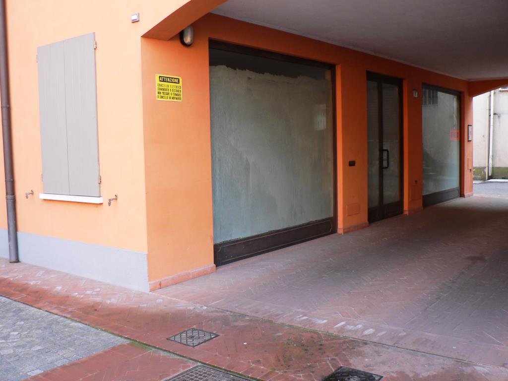 ufficio in vendita a Modena in zona San Faustino