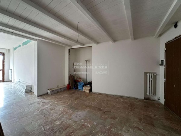 appartamento in vendita a Modena in zona Madonnina / Quattro Ville