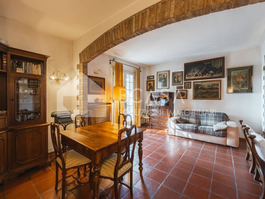 casa indipendente in vendita a Modena in zona Vaciglio