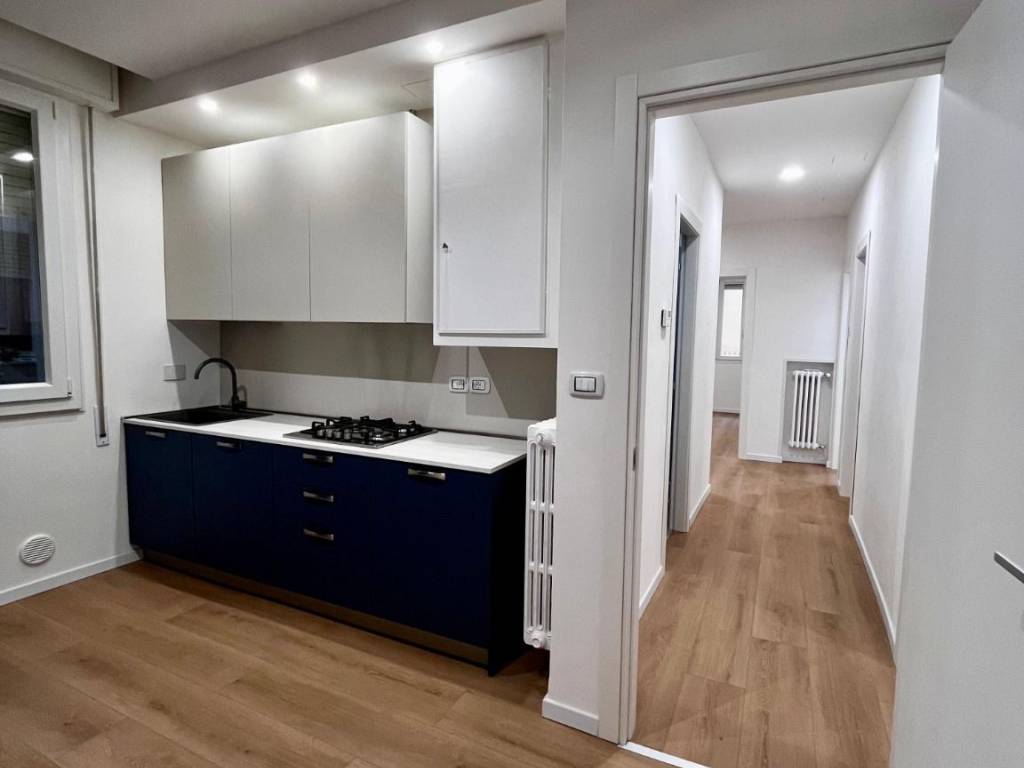 appartamento in vendita a Modena in zona San Lazzaro / Modena Est