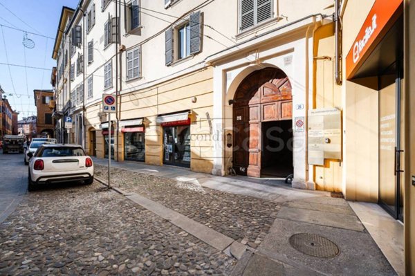 appartamento in vendita a Modena in zona Centro Storico