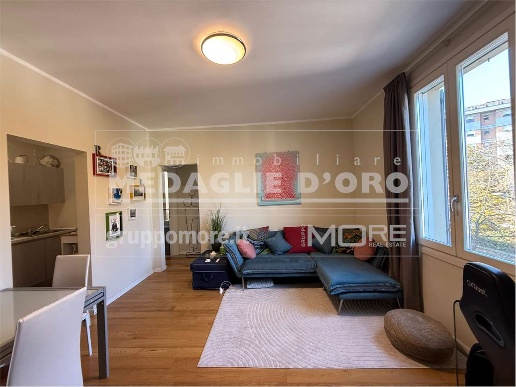 appartamento in vendita a Modena in zona Crocetta