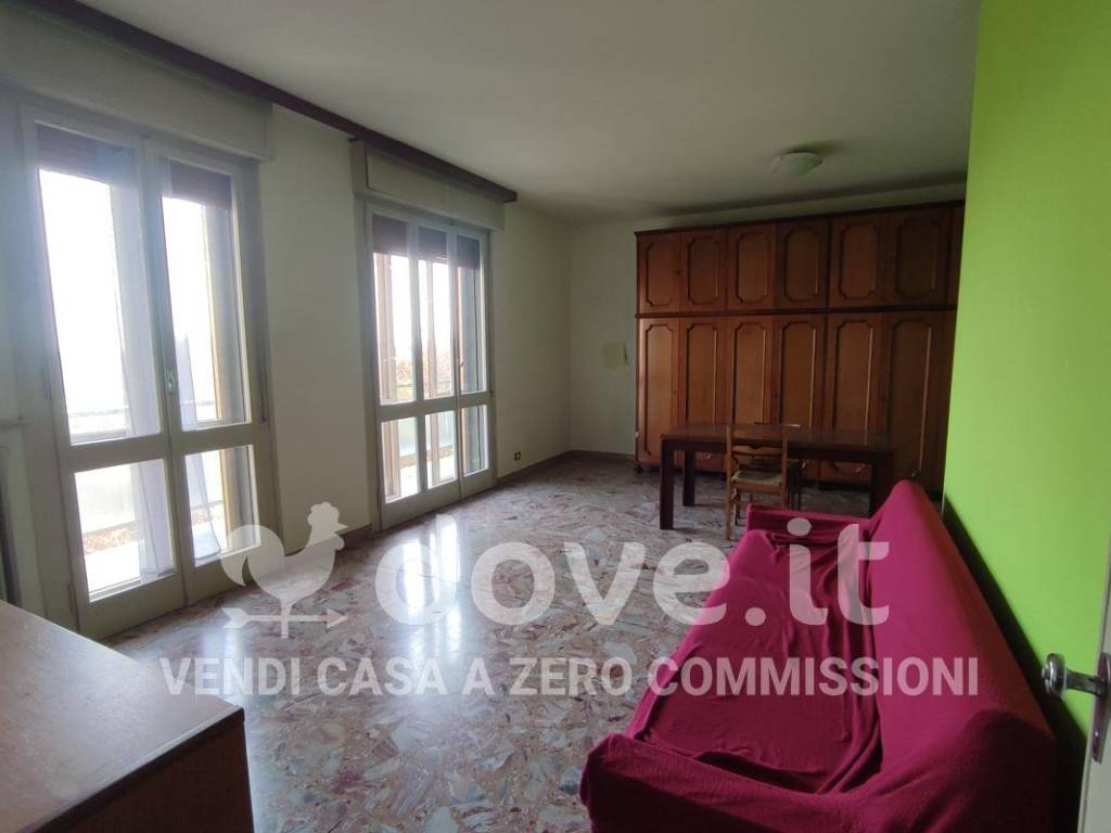 appartamento in vendita a Modena in zona Centro Storico