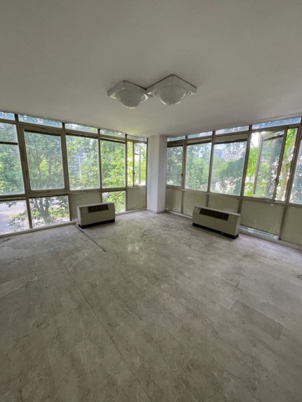 ufficio in vendita a Modena in zona San Faustino