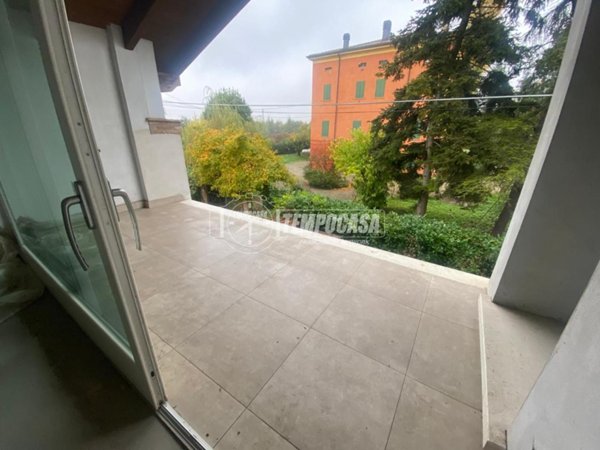 casa indipendente in vendita a Modena in zona San Damaso