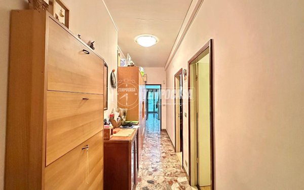 appartamento in vendita a Modena in zona Crocetta