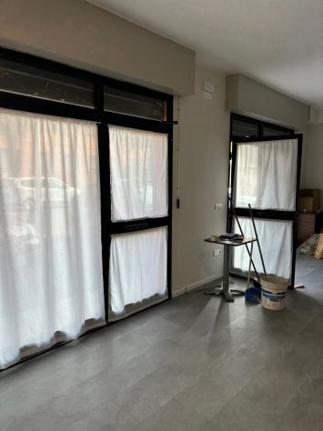 negozio in vendita a Modena