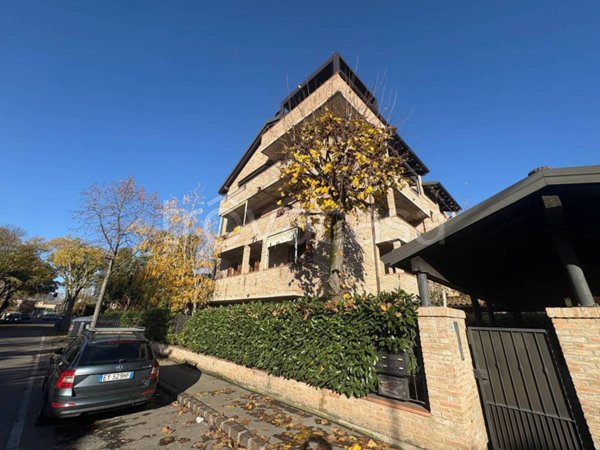 appartamento in vendita a Modena