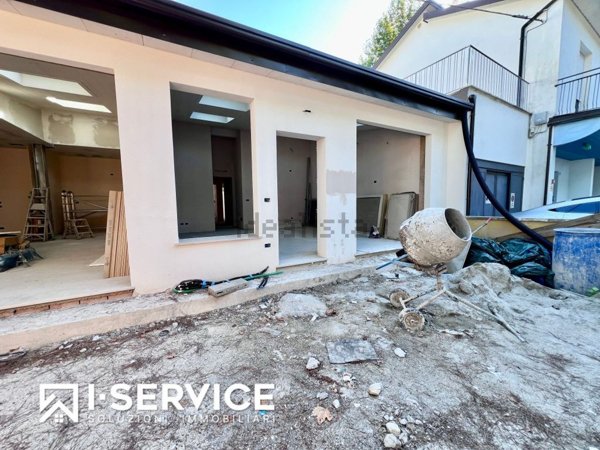 appartamento in vendita a Modena