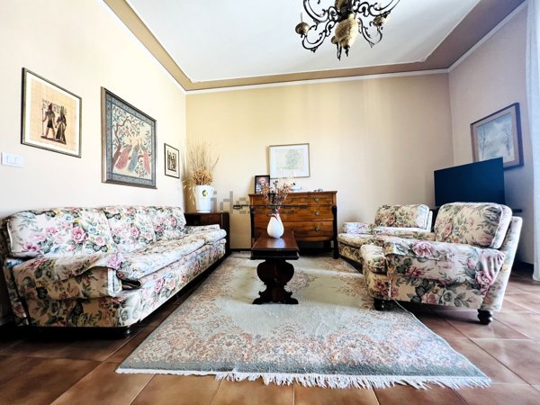 appartamento in vendita a Modena in zona Amendola